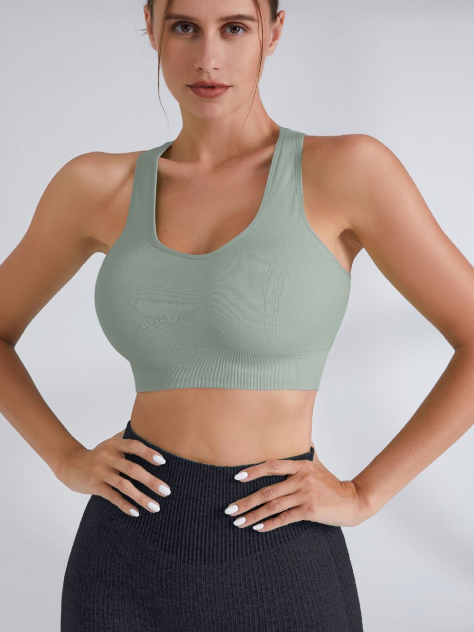 Fashionable yoga wear with unique design