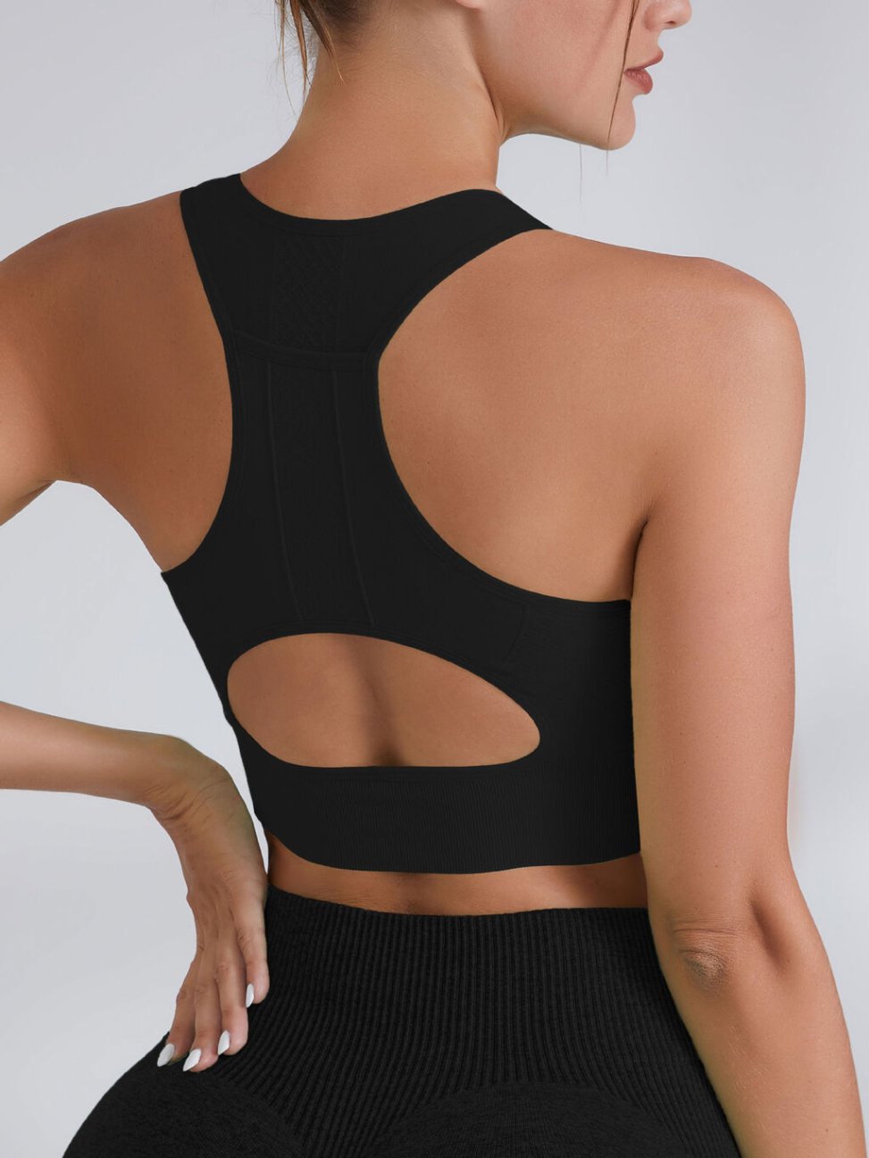 Functional yoga wear for workout sessions