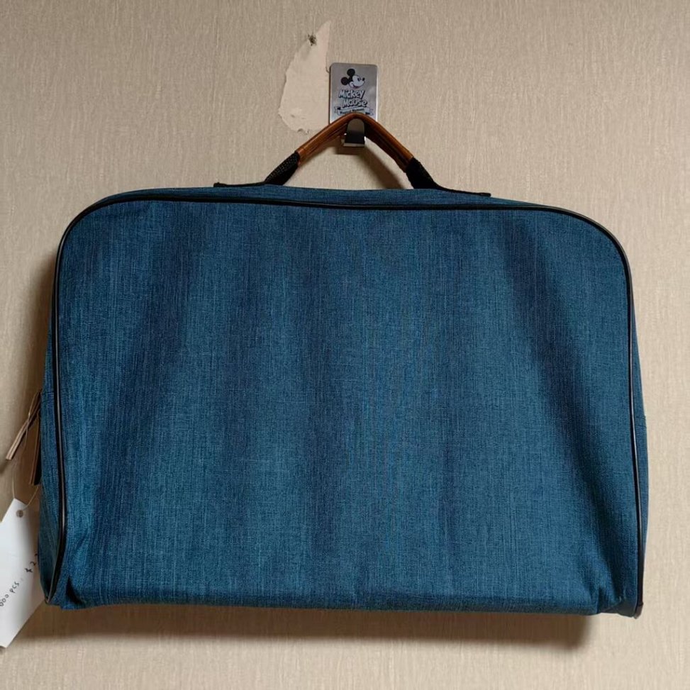 Functional laptop bag with padded compartments and adjustable straps