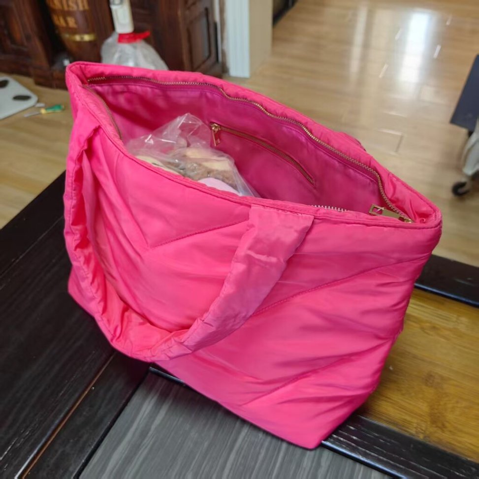 Tote bag as business promotional item