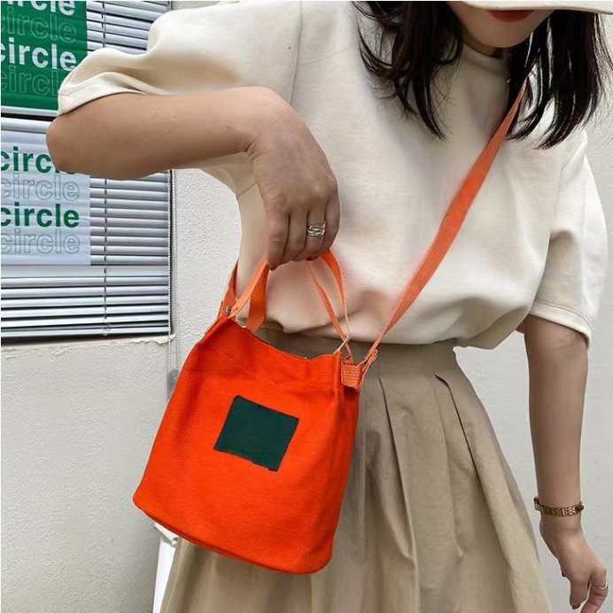 Various sizes of handle bags for enterprise promotional needs