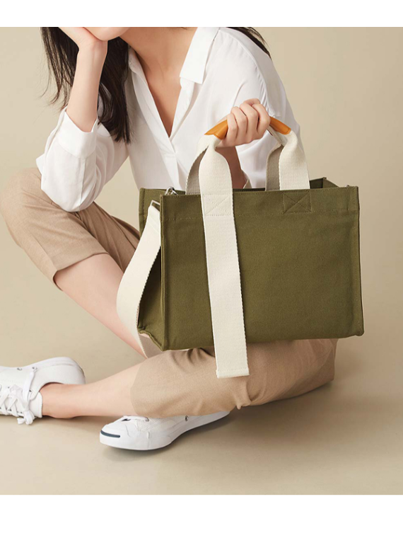 Versatile crossbody bags for various occasions