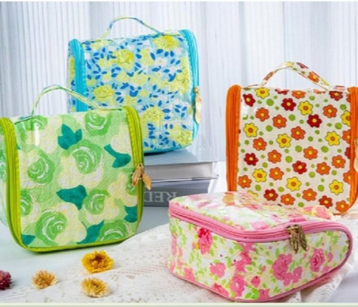 Chic cosmetic bag for stylish appearance