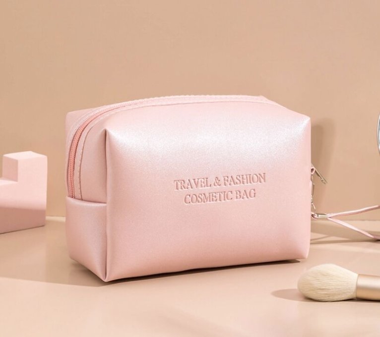 Trendy cosmetic bags with modern design for promotional gifts