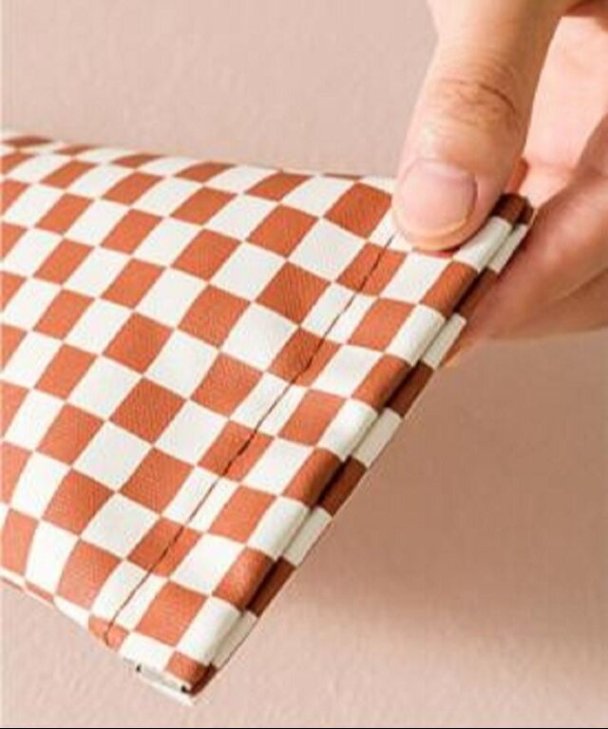 Durable material PU bag for long-lasting use