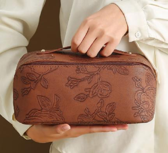 Modern PU bag with unique style