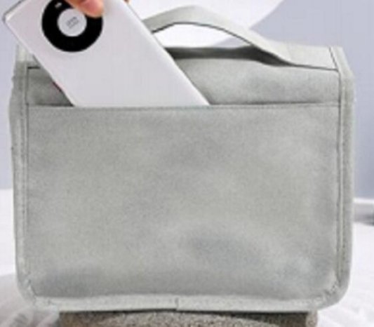 Trendy cosmetic bag with stylish design for promotional gifts