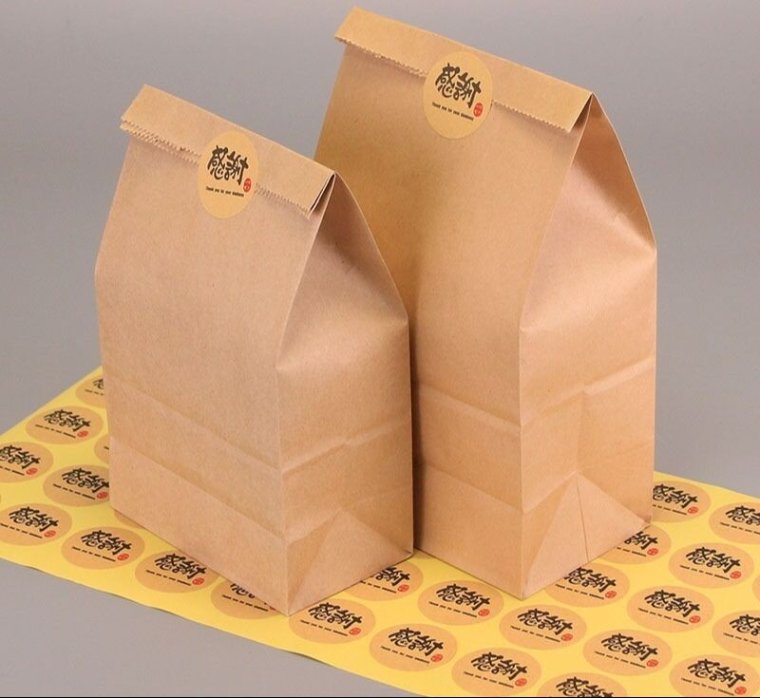 Different sizes of greaseproof bags available