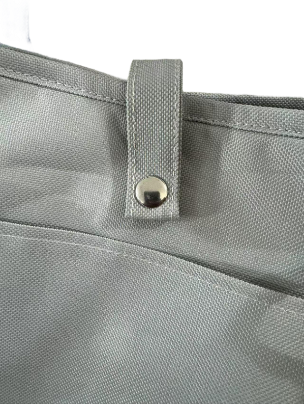 Cooler bag featuring multiple compartments