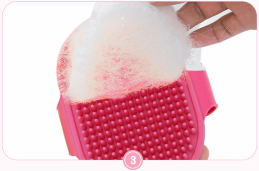 Easy-to-use dog grooming brush for home care
