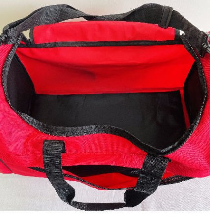 Premium traveling bag suitable for business gifts
