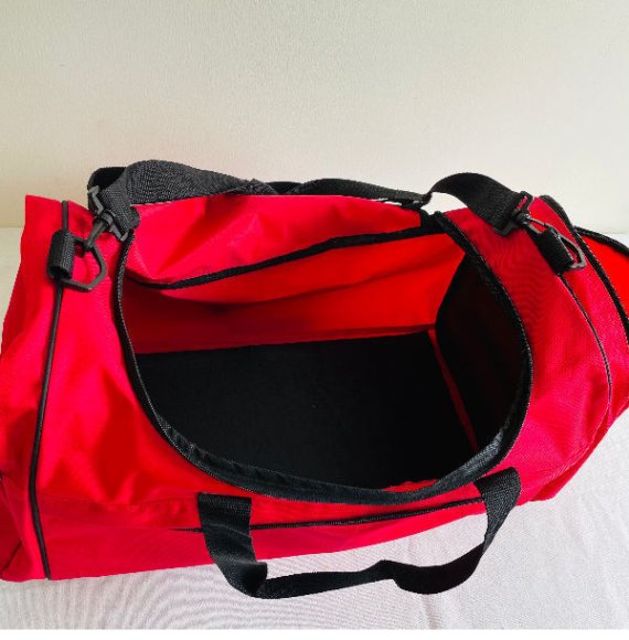 Corporate gift traveling bag for marketing