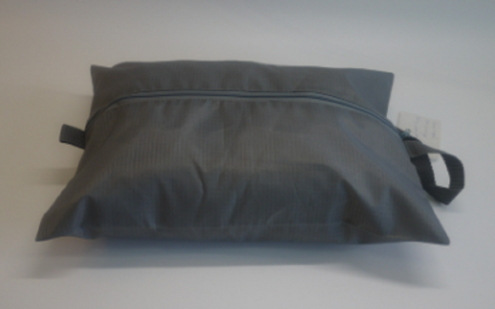Shoes and bags as enterprise promotional gifts