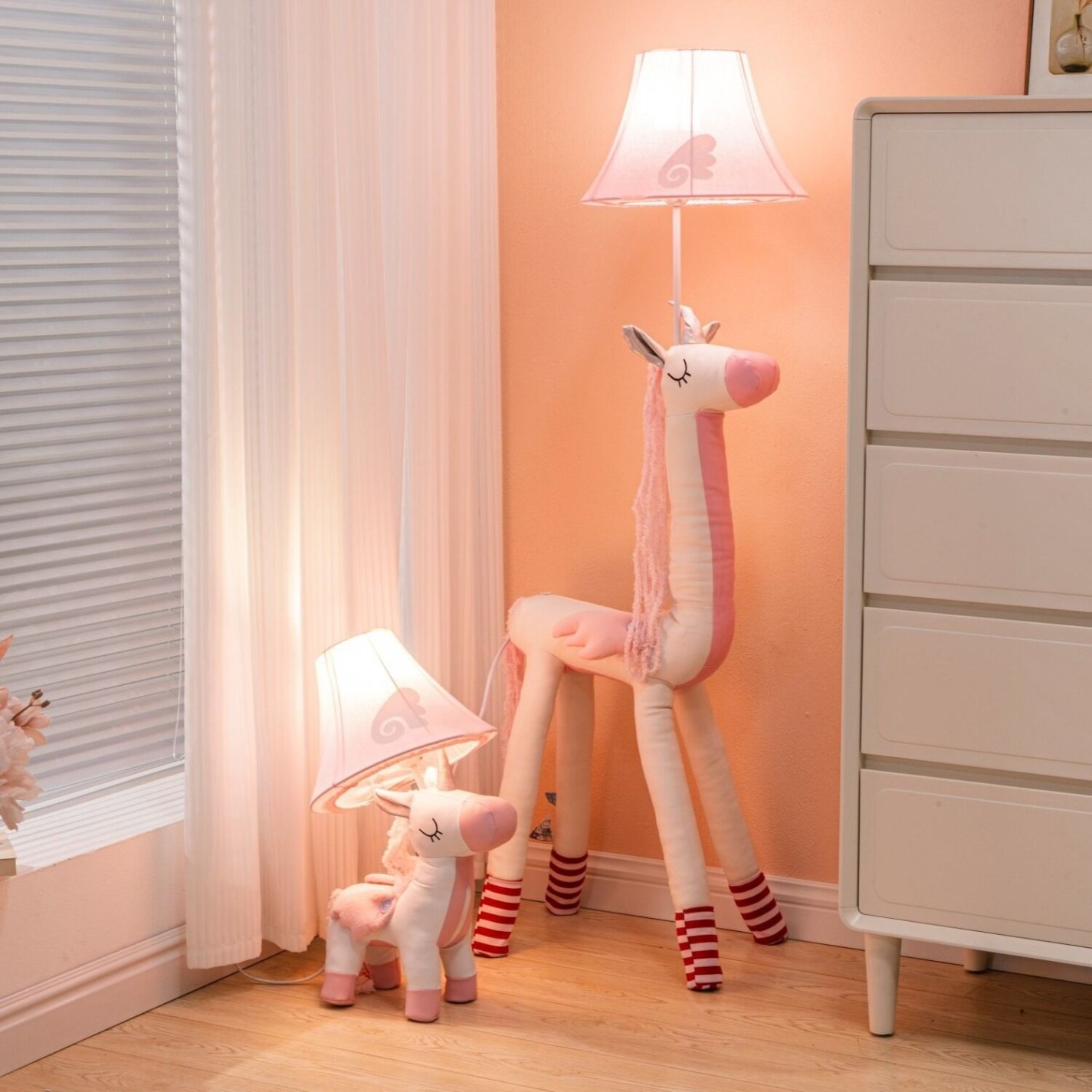 Modern children's floor lamp for bedroom