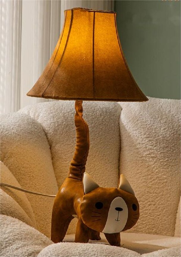 Unique children's table lamp design
