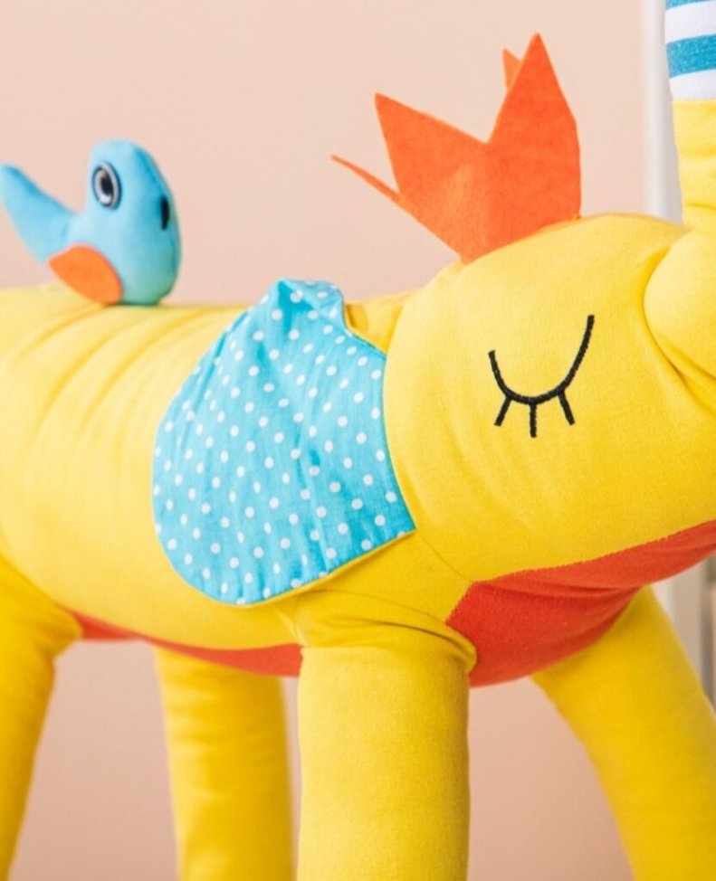 Elegant children's floor lamp for reading
