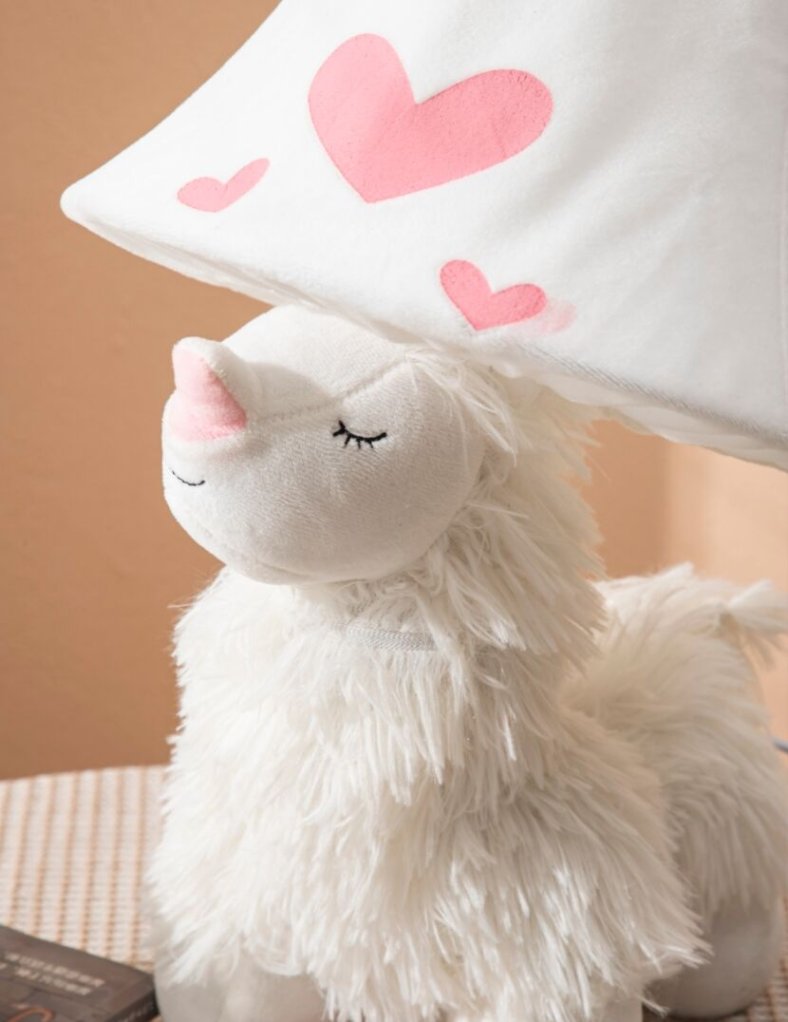 Elegant children's table lamp for room decoration