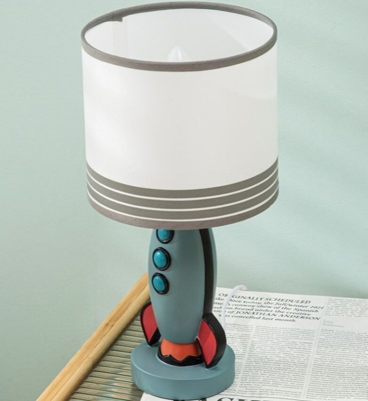 Elegant children's table lamp for study