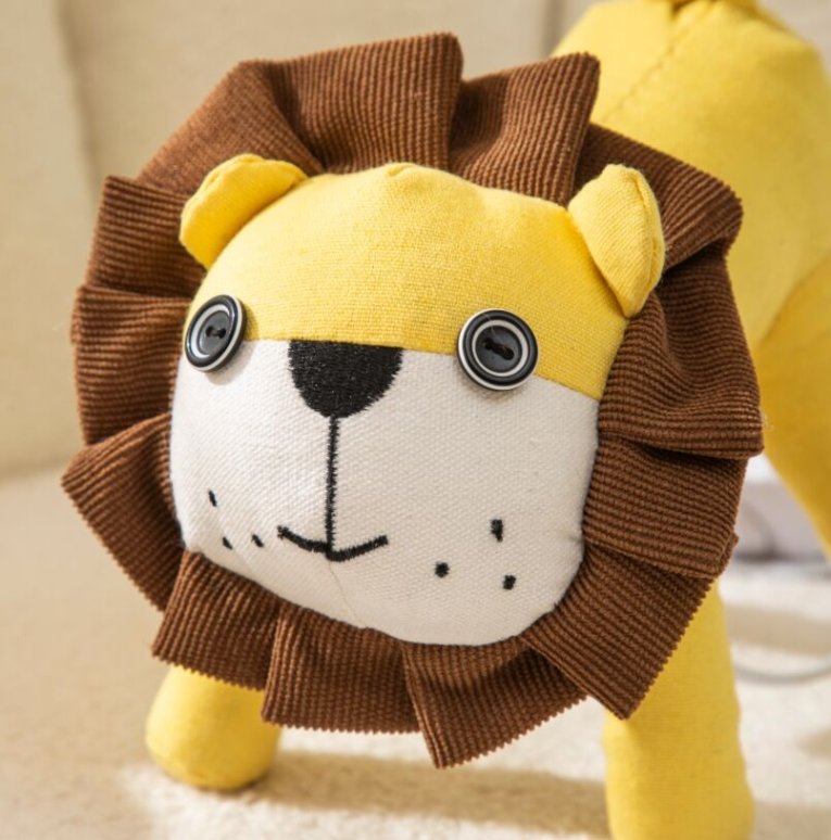 Kids' table lamp with playful design