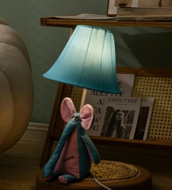 Creative children's table lamp with artistic design