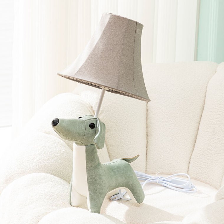 Creative children's floor lamp with playful shape