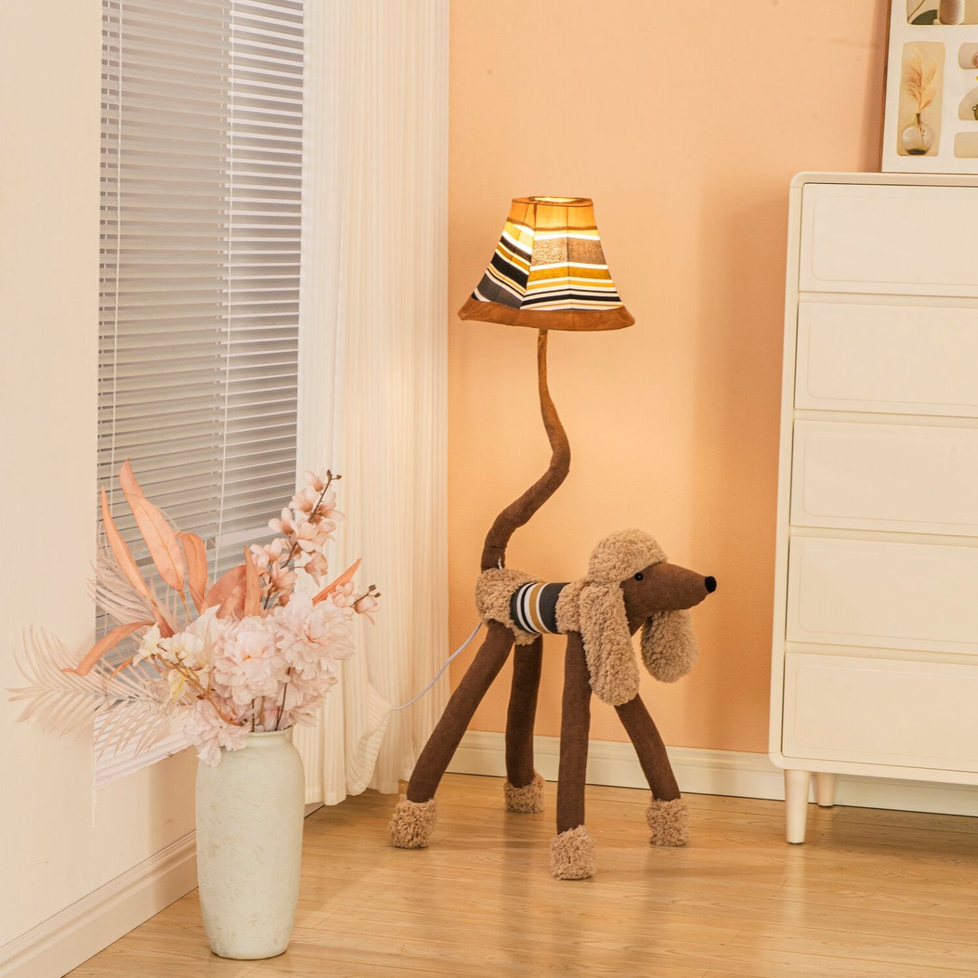 Modern children's floor lamp