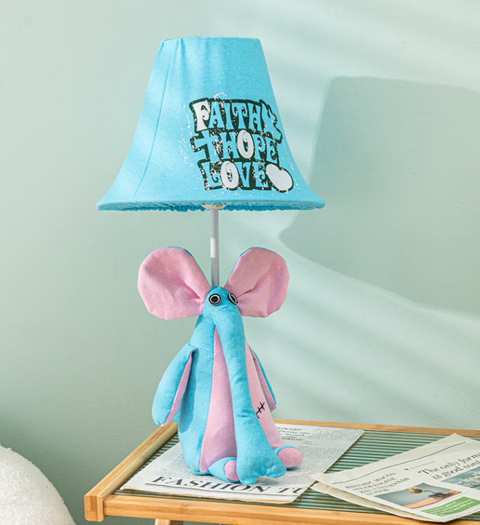 Cute animal-shaped lamp for children's room