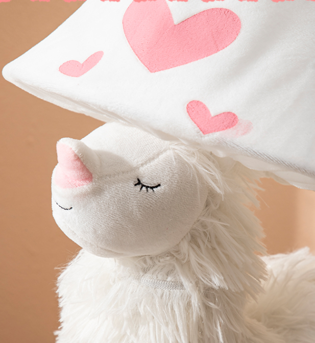 Adorable animal-themed lamp for children's use