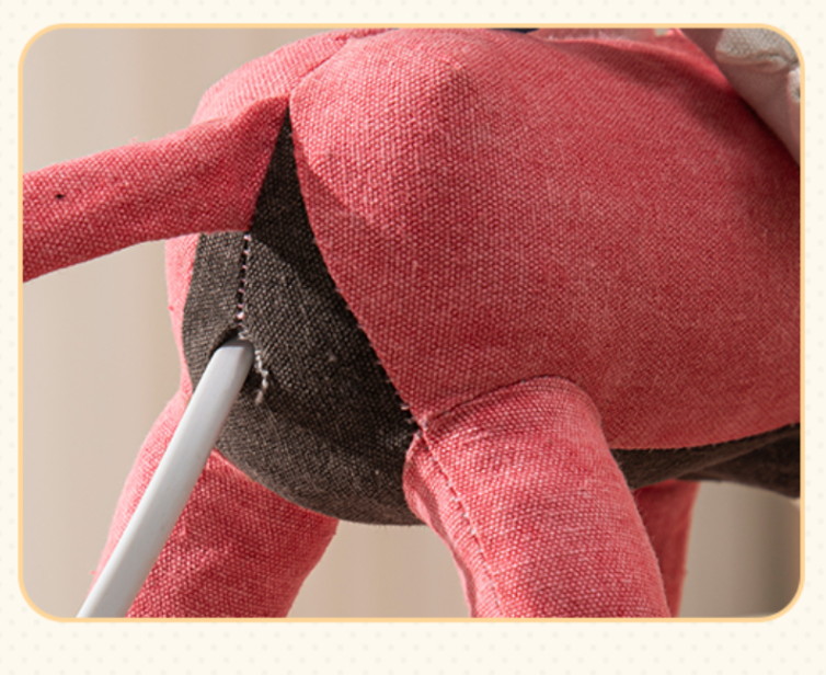 Child-friendly animal-shaped lamp
