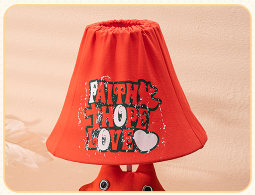 Fun animal-themed lamp for children's space