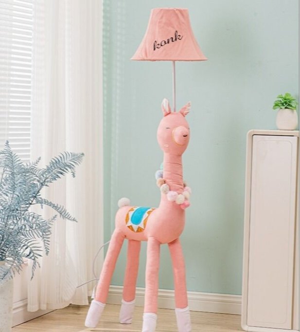 Playful animal lamp for kids' room lighting