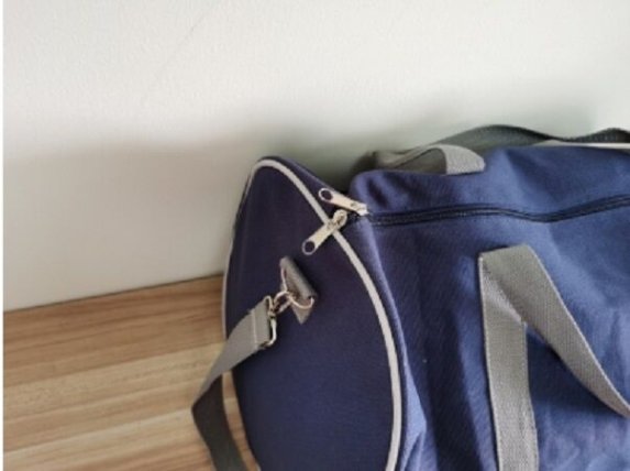 Kids' duffel bag tote with practical features for travel