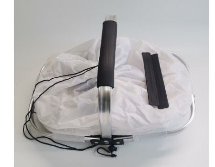 Stylish eco-friendly picnic bag for outdoor use