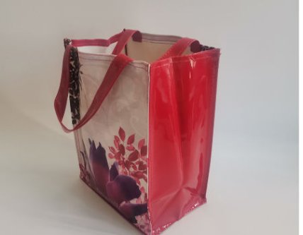 Stylish patent leather handbags for promotional purposes