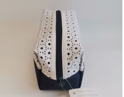E-commerce promotional cosmetic bags