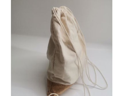 Drawstring bag suitable for business promotional use