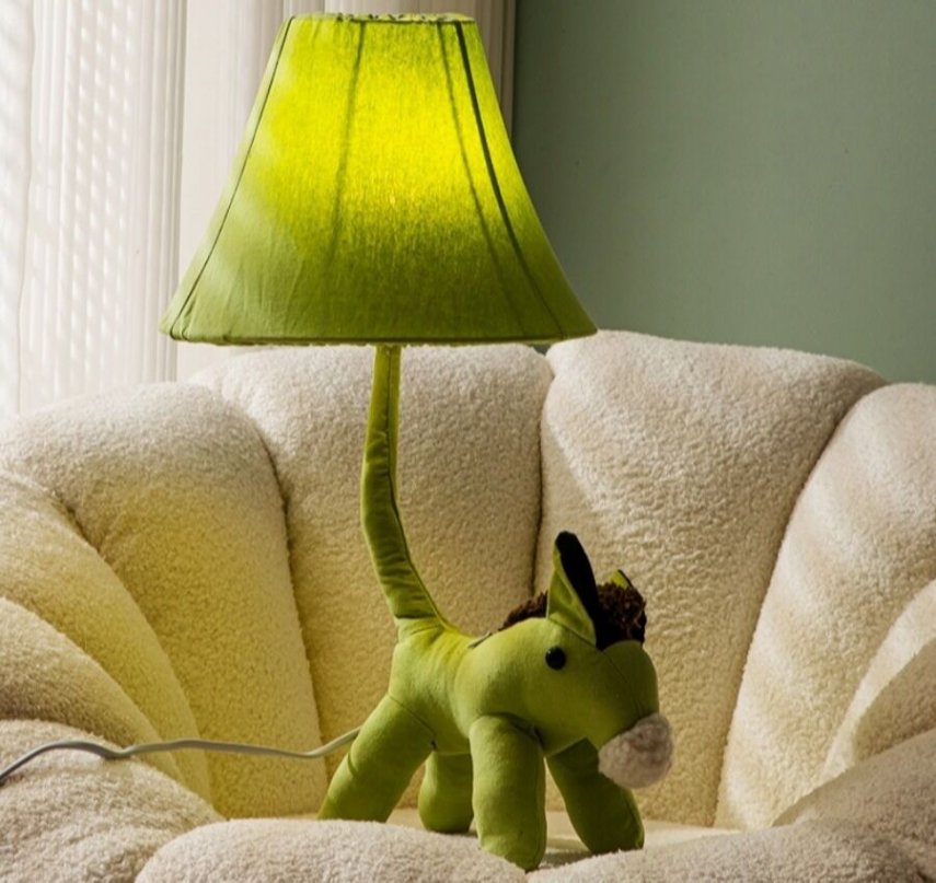 Cute children's table lamp for bedroom