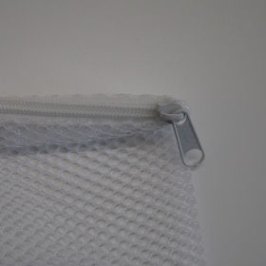 Mesh bag for children's lamp accessories
