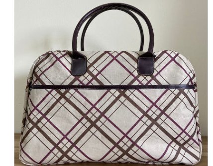 Child's clutch handbag-style lamp